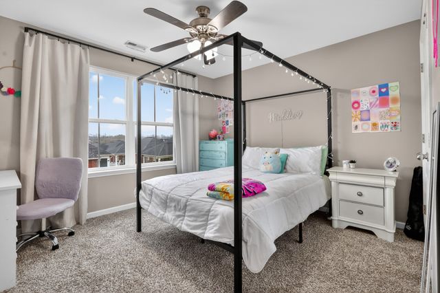 706 Indian Ridge Cir, White House, TN 37188