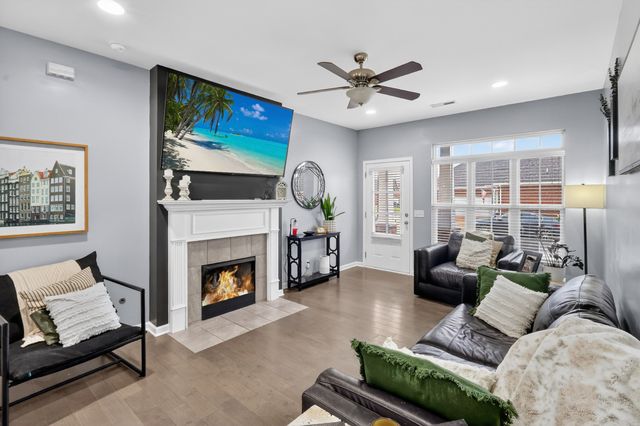 706 Indian Ridge Cir, White House, TN 37188