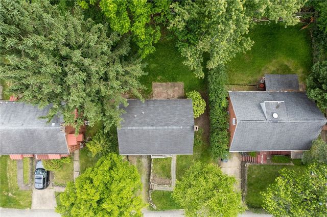 9226 Valley Street, Penn Hills, PA 15235