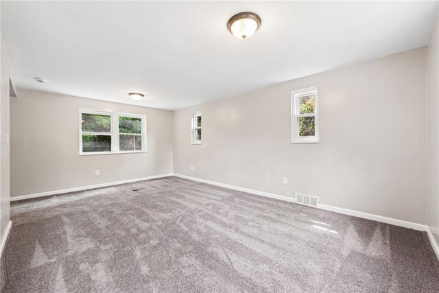 9226 Valley Street, Penn Hills, PA 15235