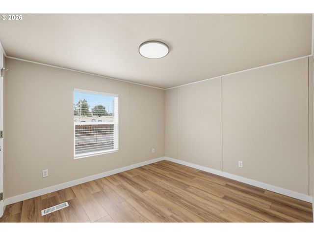4475 Franklin Blvd 9, Eugene, OR 97403
