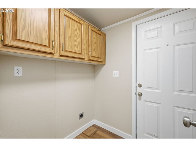 4475 Franklin Blvd 9, Eugene, OR 97403