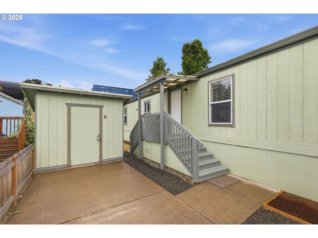 4475 Franklin Blvd 9, Eugene, OR 97403