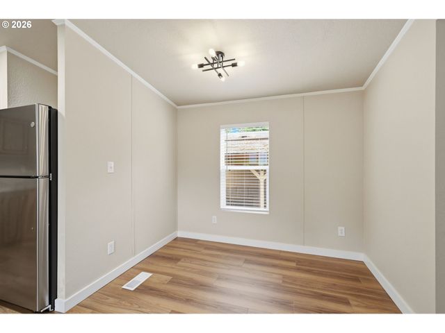 4475 Franklin Blvd 9, Eugene, OR 97403