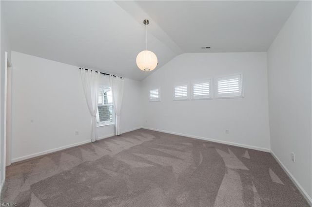 116 Genoa CT, Yorktown, VA 23693