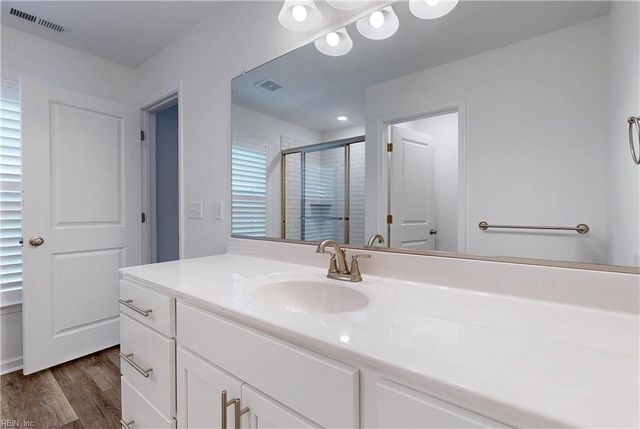 116 Genoa CT, Yorktown, VA 23693