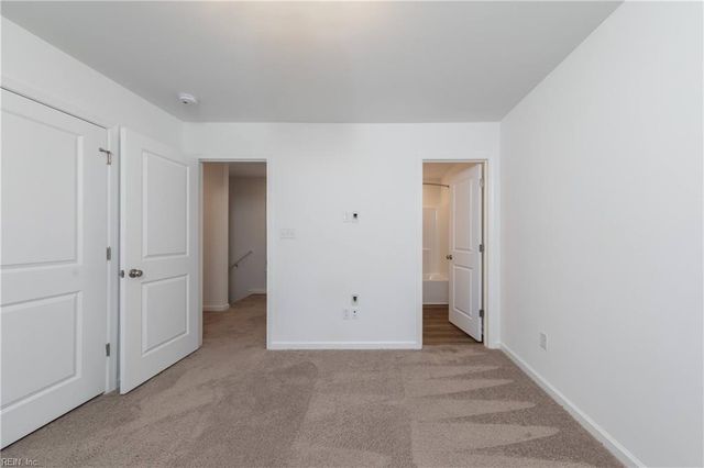 116 Genoa CT, Yorktown, VA 23693