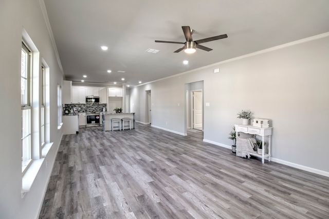 205 JOHN FIELDER, Sherman, TX 75092