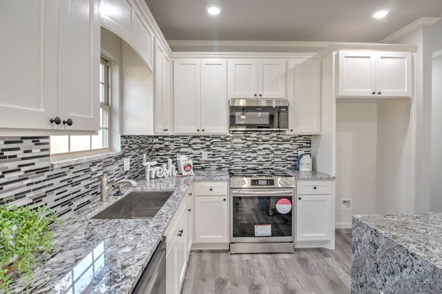 205 JOHN FIELDER, Sherman, TX 75092
