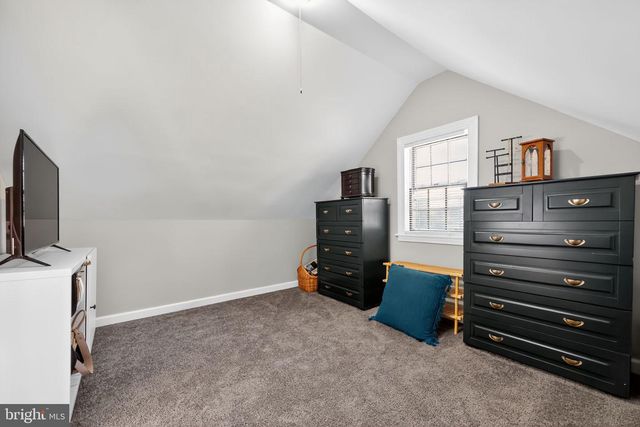 400 POPLAR AVE, Woodbury Heights, NJ 08097