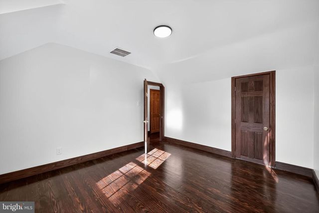 400 POPLAR AVE, Woodbury Heights, NJ 08097