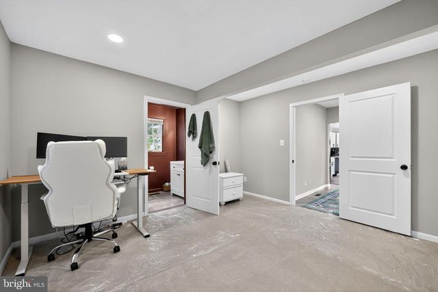 400 POPLAR AVE, Woodbury Heights, NJ 08097