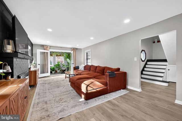 400 POPLAR AVE, Woodbury Heights, NJ 08097