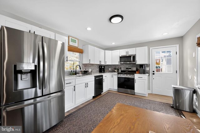 400 POPLAR AVE, Woodbury Heights, NJ 08097