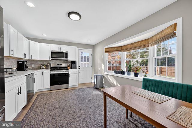 400 POPLAR AVE, Woodbury Heights, NJ 08097