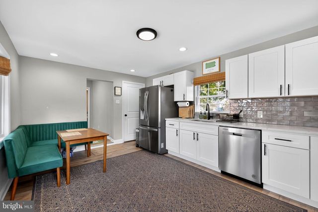 400 POPLAR AVE, Woodbury Heights, NJ 08097