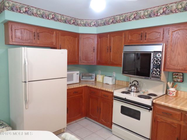 7 B Birchwood Court, Whiting, NJ 08759