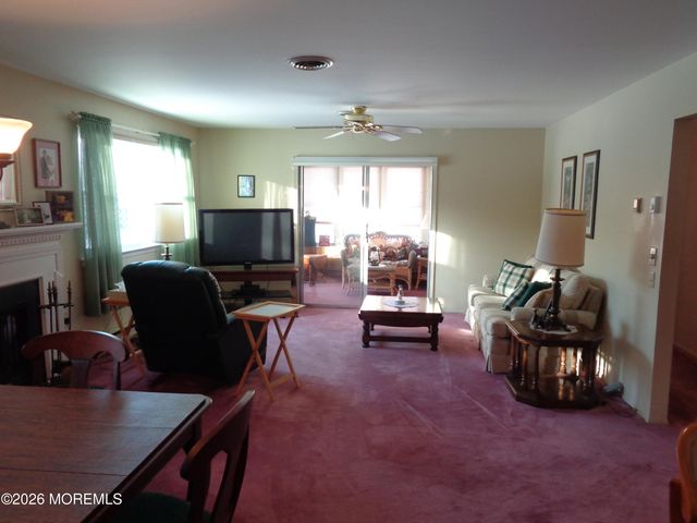 7 B Birchwood Court, Whiting, NJ 08759