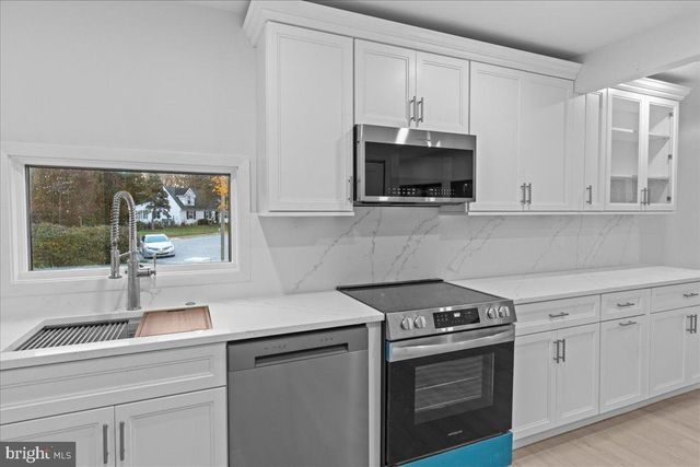 16 LENAPE LN, Marmora, NJ 08223