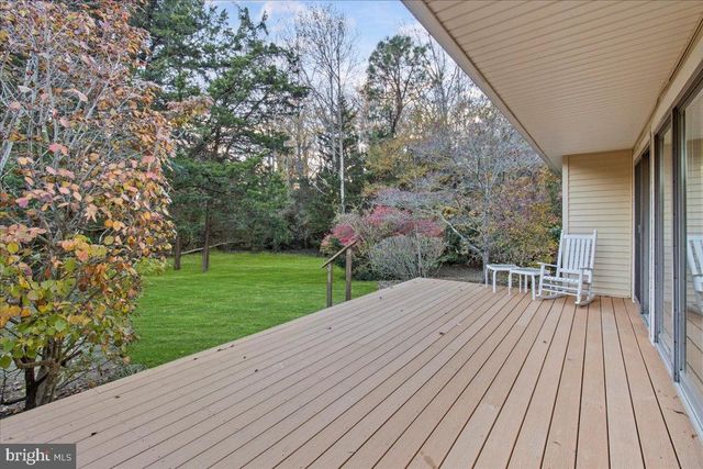 16 LENAPE LN, Marmora, NJ 08223