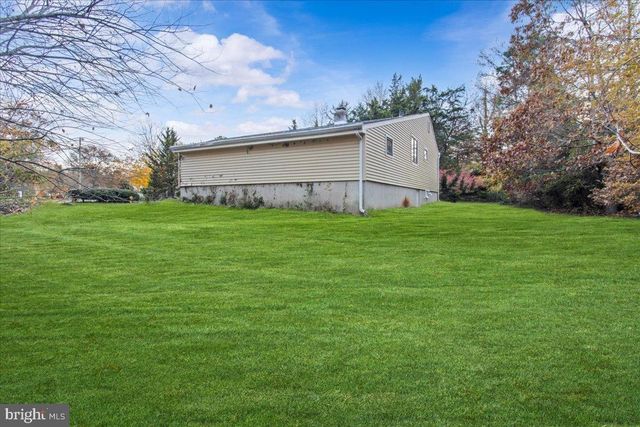 16 LENAPE LN, Marmora, NJ 08223