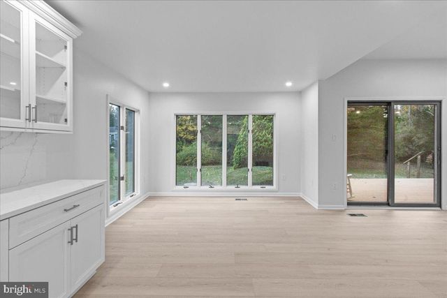 16 LENAPE LN, Marmora, NJ 08223