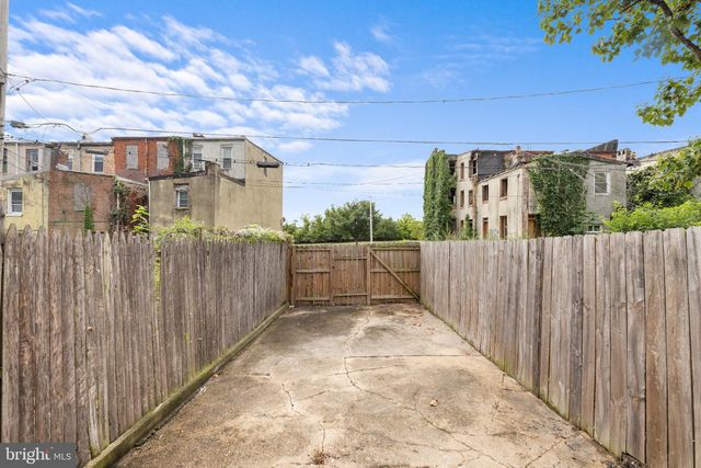 1007 BENNETT PL, Baltimore, MD 21223