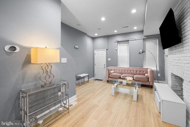 1007 BENNETT PL, Baltimore, MD 21223