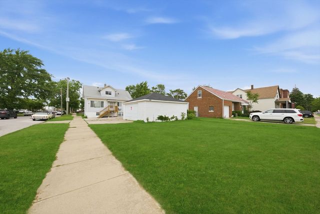 348 Pulaski Road, Calumet City, IL 60409