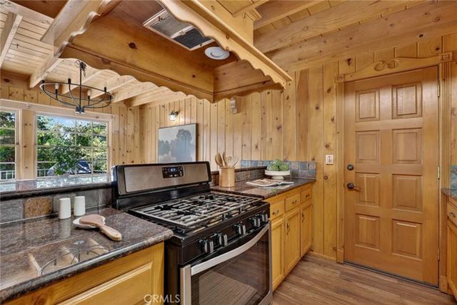 349 Golf Course, Lake Arrowhead, CA 92352