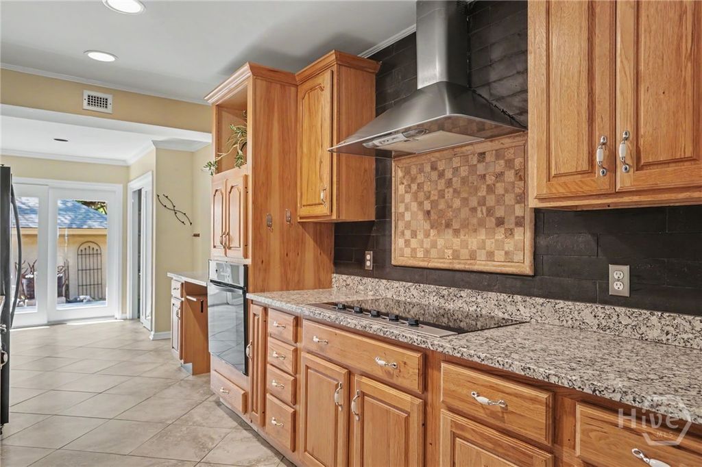 Image 15 of property listing at 3 Tapestry Lane, Savannah, GA 31411