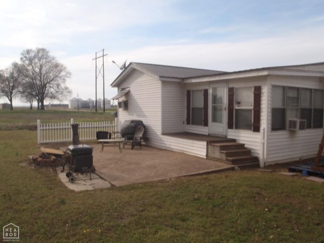 716 Cleveland, Newport, AR 72112