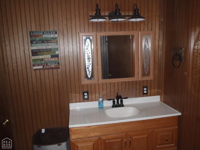 716 Cleveland, Newport, AR 72112