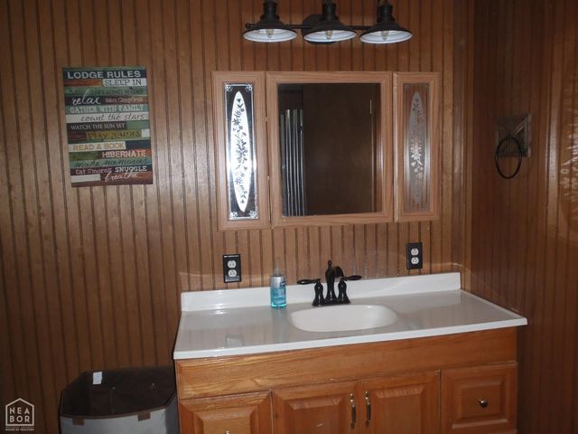 716 Cleveland, Newport, AR 72112