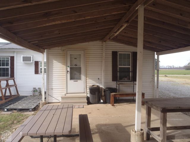 716 Cleveland, Newport, AR 72112