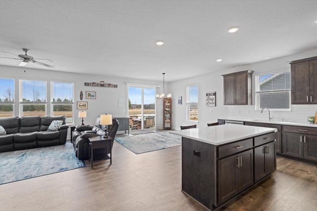 W218N16022 Tiger Lily DRIVE, Jackson, WI 53037