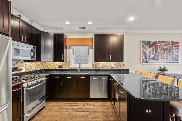 3635 N Wilton Avenue 3, Chicago, IL 60613