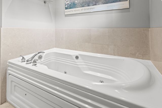 3635 N Wilton Avenue 3, Chicago, IL 60613