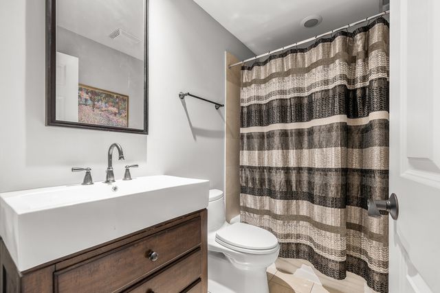 3635 N Wilton Avenue 3, Chicago, IL 60613