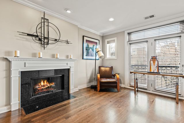 3635 N Wilton Avenue 3, Chicago, IL 60613