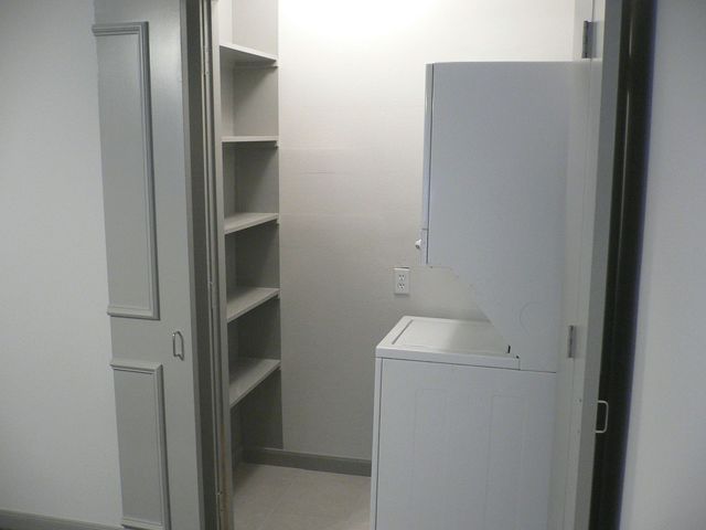 9820 Park Lane Place, Dallas, TX 75220