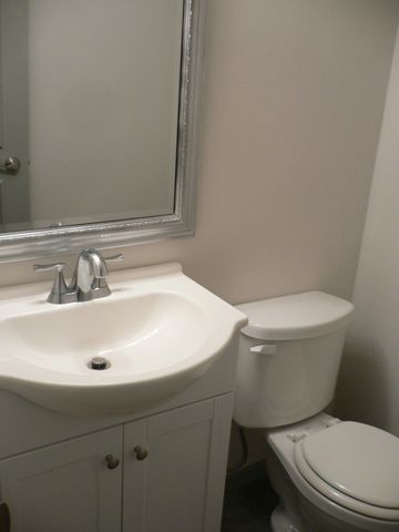 9820 Park Lane Place, Dallas, TX 75220