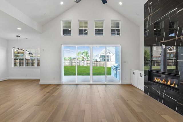 312 CARRINGTON Drive, Argyle, TX 76226