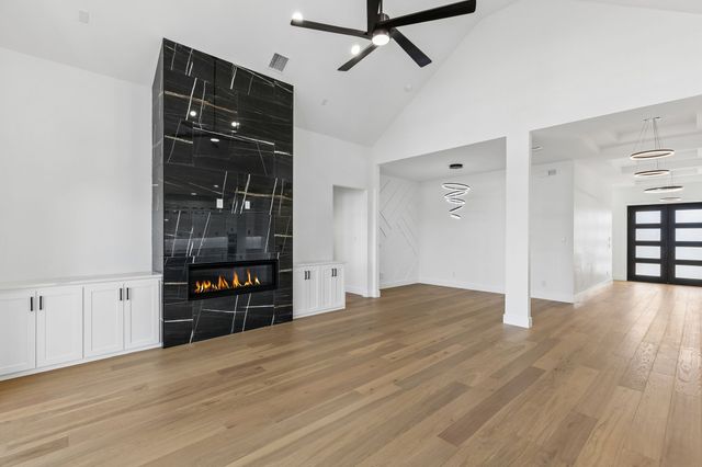 312 CARRINGTON Drive, Argyle, TX 76226