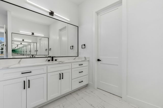 312 CARRINGTON Drive, Argyle, TX 76226