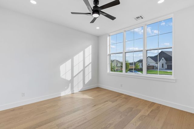 312 CARRINGTON Drive, Argyle, TX 76226