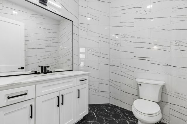 312 CARRINGTON Drive, Argyle, TX 76226