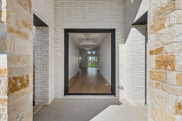 312 CARRINGTON Drive, Argyle, TX 76226