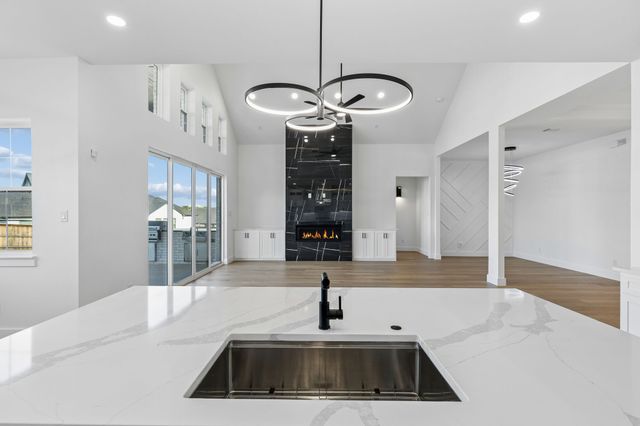 312 CARRINGTON Drive, Argyle, TX 76226