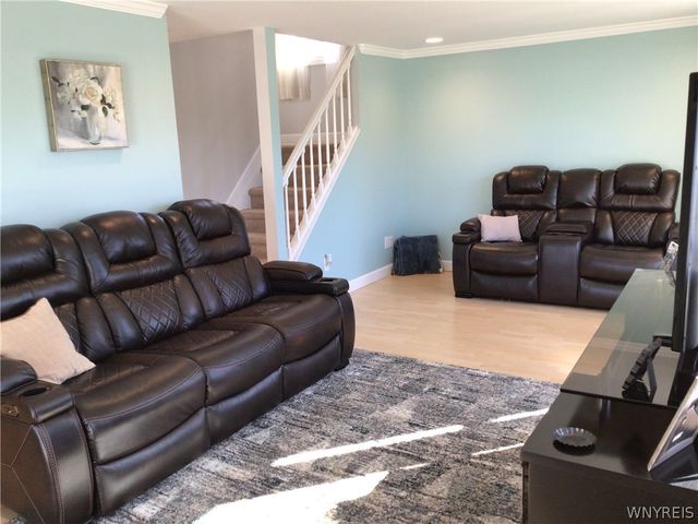 731 Ransom Road, Lancaster, NY 14086